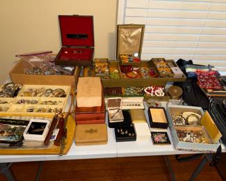 Costume jewelry (some sterling)