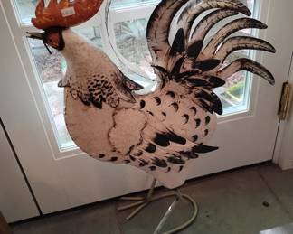 Metal yard art rooster