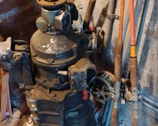 Believed to be Austin Healey transmission