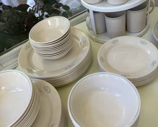 Corelle Lace Bouquet set