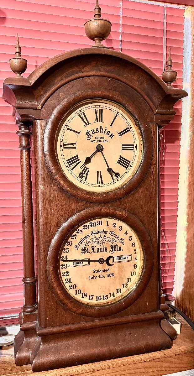 Antique Seth Thomas Fashion July 4th 1876 ( 100 Year Anniversary ) Patent date Calendar Clock # 2
