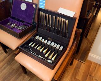 Items Located In The Dining Room