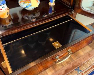 Items Located In The Dining Room
