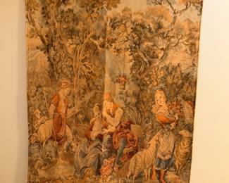 Items Located In The Central Hallway