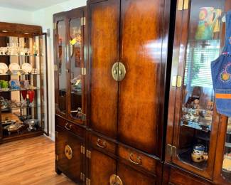 Items Located In The Dining Room