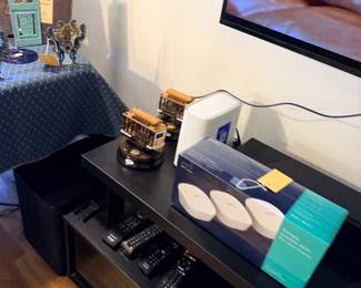 Items Located In The Family Room