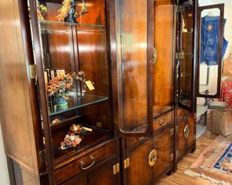 Items Located In The Dining Room