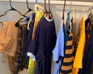Items Located In The 1st Bedroom