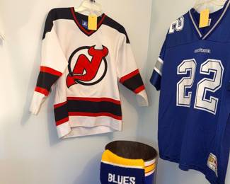 Items Located In The 1st Bedroom