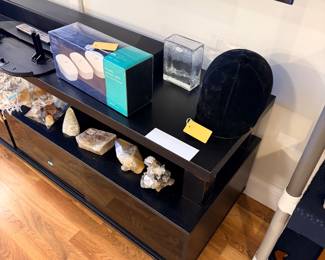 Items Located In The Family Room