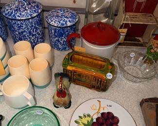 Items Located In The Kitchen Dining Room