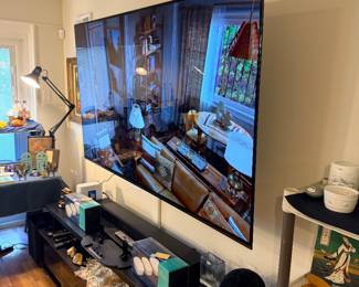 Items Located In The Family Room