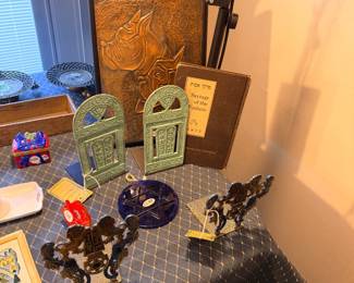 Items Located In The Family Room
