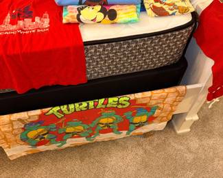 Items Located In The 2nd Bedroom