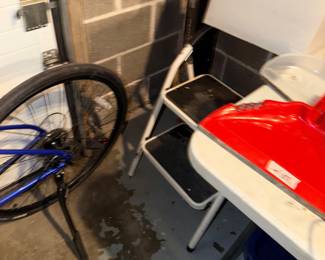 Items Located In The Garage