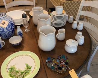 Items Located In The Kitchen Dining Room