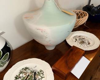 Items Located In The Dining Room