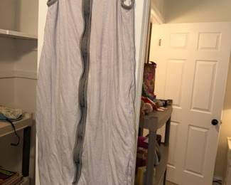 Items Located In The 2nd Bedroom