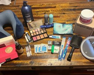 KFF022 Travel And Home Self Care Items