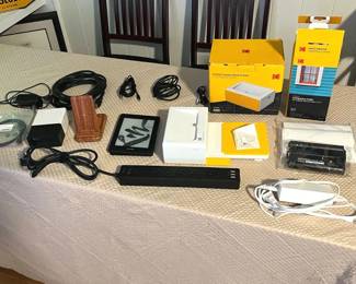 KFF013 Kodak Instant Dock Printer, Kindle, & Small Projector