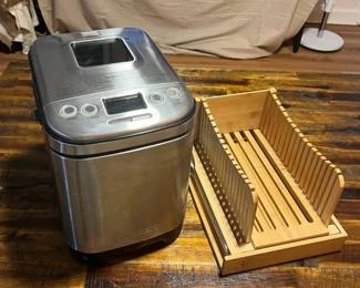 KFF007 Cuisinart Bread-maker And Bread Slicer