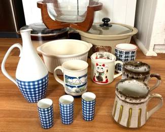 KFF009 Vintage & Mid-century Kitchen Ware
