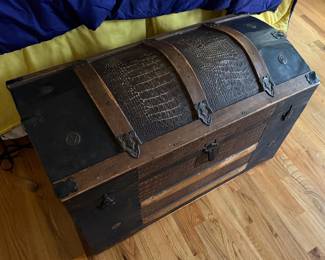 Vintage Trunk