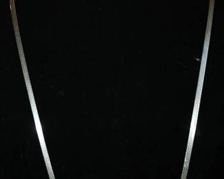 Sterlimh Silver Chain