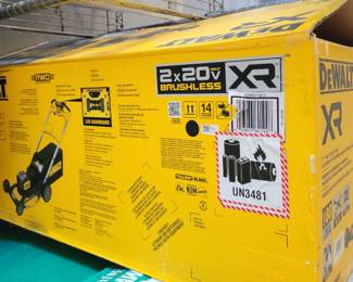 PRESALE - $400(FYI-Currently listing new $650 plus tax this is well over $700 new))DeWalt DCMWSP256U2 2X20V MAX 21 in. Next-Gen 3-in-1 Brushless RWD Self-Propelled Mower Kit -