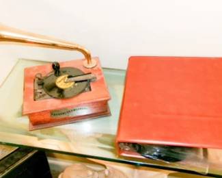 FORBES GRAMAPHONE
