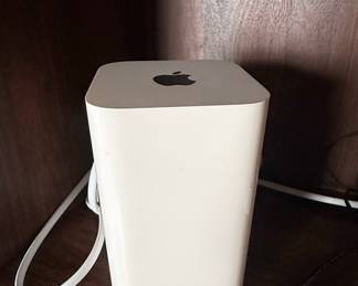 Apple AirPort Extreme Base Station (6th Generation)