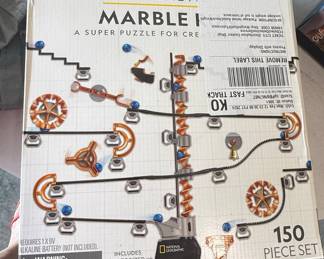 National Geographic Magnetic Marble Run 150 Piece Set