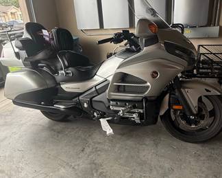 Honda Gold Wing GL1800 Motorcycle