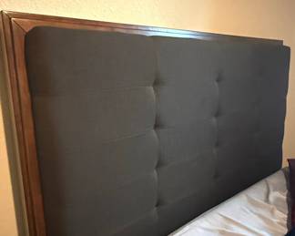 Modern Upholstered Platform Bed Frame with Tufted Headboard