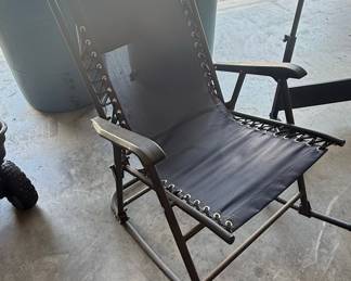 Outsunny Folding Zero Gravity Rocking Chair