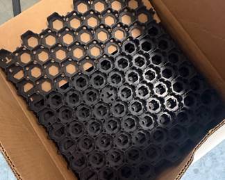 Black Plastic Honeycomb Grid Paver System