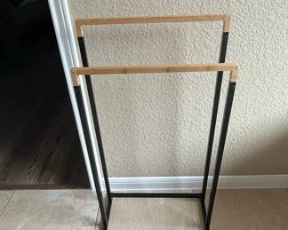 MyGift Freestanding 2 Tier Black Metal and Bamboo Bath Towel Rack