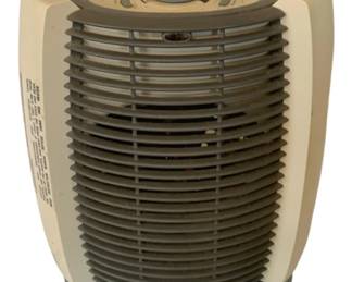 645 - Honeywell Space Heater - 12 x 9 x 6 (Description): Used as is electric/electronic/mechanical item. No guarantee all components, untested.
