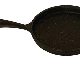 425 - Cast Iron Pan / Griddle - 5" round
