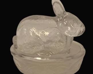 492 - Glass Rabbit on Next - 5.5 x 4.5 x 3