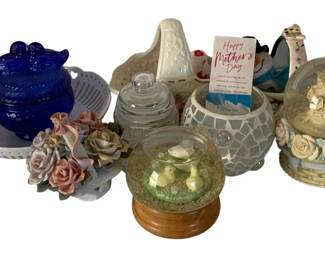 221 - Lot of Assorted Decor Items