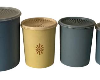211 - 4 Tupperware Canisters - 6.5 x 7 x 9