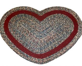 303 - Heart Hook Rug - 32 x 24