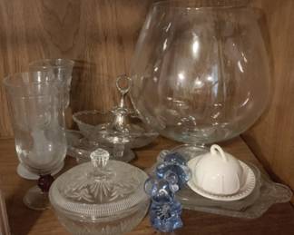 365 - Cabinet Lot of Assorted Glass Items