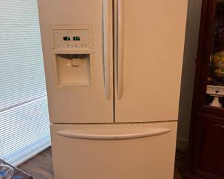 Working refrigerator