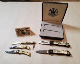 Scrimshaw Collection 2 Piece Smith Wesson Set, 3 Piece Frost Cutlery Set