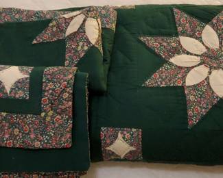 Green Floral Quilt With Shams