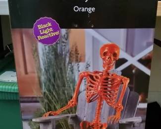New in Box Holiday Home PosenStay Orange Skeleton