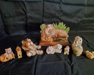 Tiger Sculpture Collection Lot1 Set of 8 Collectible Figures