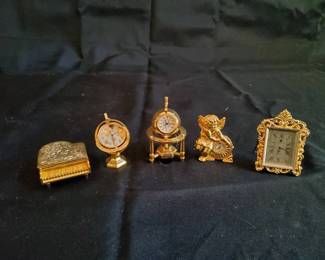 Charming MiniClock Collection Bulova, Xanadu Dejuno Timepieces